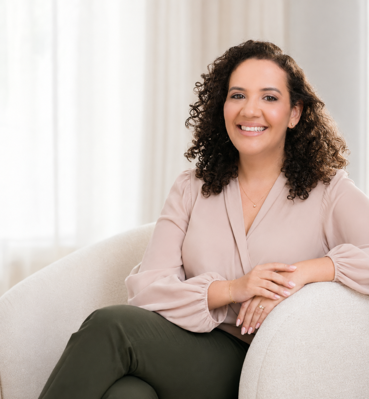 Dra. Marília Clara, ginecologista e obstetra em João Pessoa